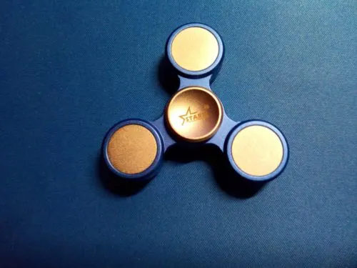 Почему российские магазины техники позорно слили китайцам