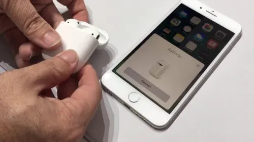 Почему Apple не положит AirPods в комплект к iPhone 8