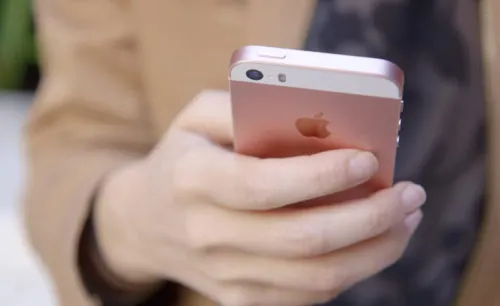 iPhone SE — новый король рынка российских смартфонов