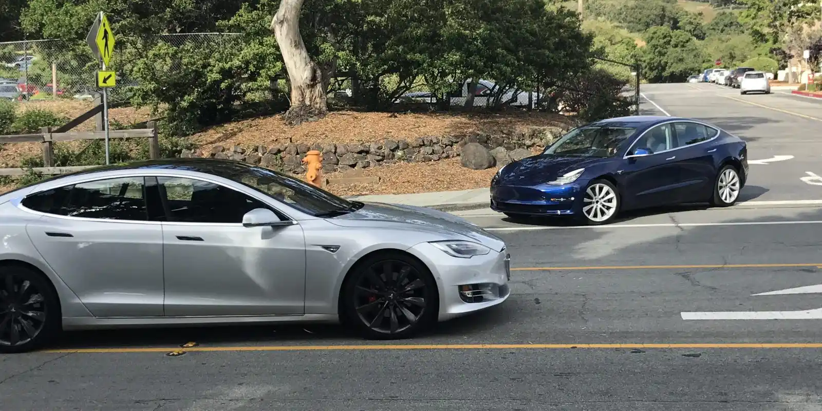 Илон Маск представил Tesla Model 3 – первый бюджетный электромобиль