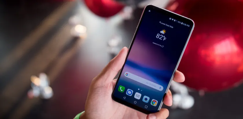 LG выпустила флагман V30, прикончив дополнительный дисплей