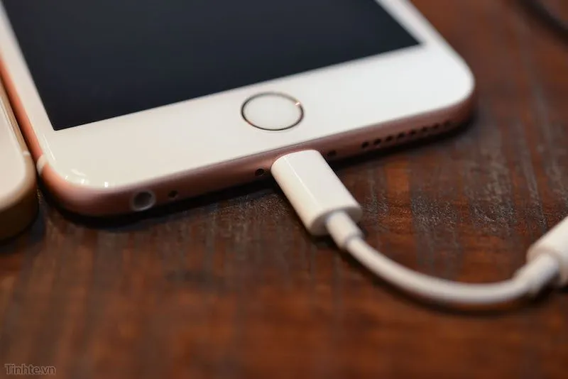 Какой кабель купить для iPhone, если вы не идиот? Брать оригинал или можно сэкономить?