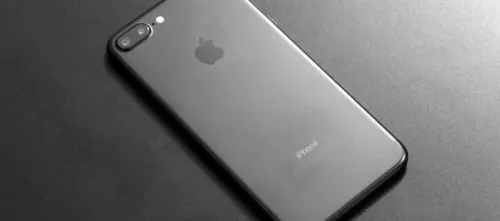 «От вас такого дерьма не ожидал». Как русские медиа делают трафик на iPhone 8