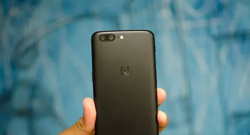 OnePlus 5T выйдет в продажу раньше, чем iPhone X