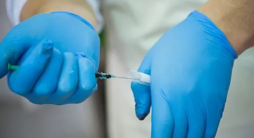 Поехавшая тётя облила парня кислотой, и тот попросил об эвтаназии. Красавец