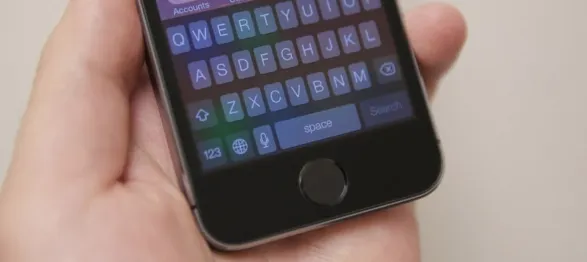 Встроенная клавиатура iOS 11 сошла с ума