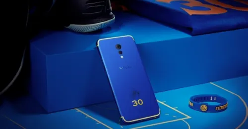 Vivo впаривает прошлогодний флагман Xplay 6 почти вдвое дороже iPhone 7