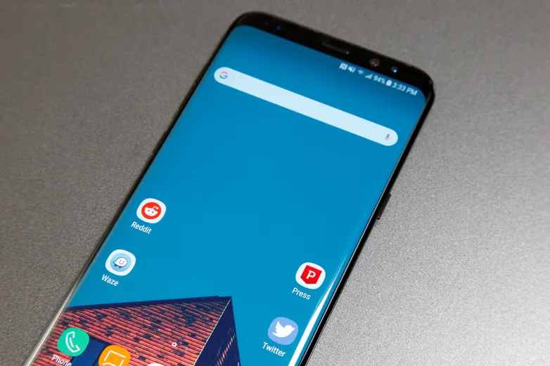 В Galaxy S9 исчезнет уродский дактилоскопический сенсор