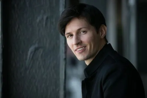 «Я сижу в Tinder». Что известно из интервью Павла Дурова Bloomberg