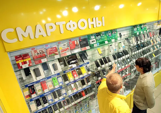 Кризис – всё? Русские покупают всё больше смартфонов