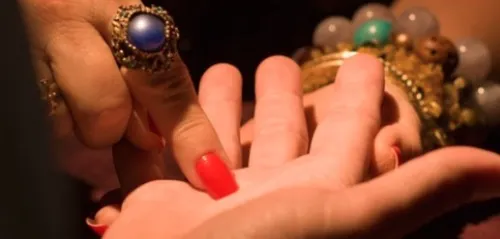 Транс-цыган-рецидивист во второй раз попался на краже и сядет надолго