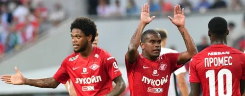 «Смотрите, как шоколадки тают на солнце». «Спартак» разжигает на фоне скандала H&M