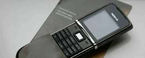 Nokia 8 Sirocco – очередная неловкая попытка сыграть на ностальгии