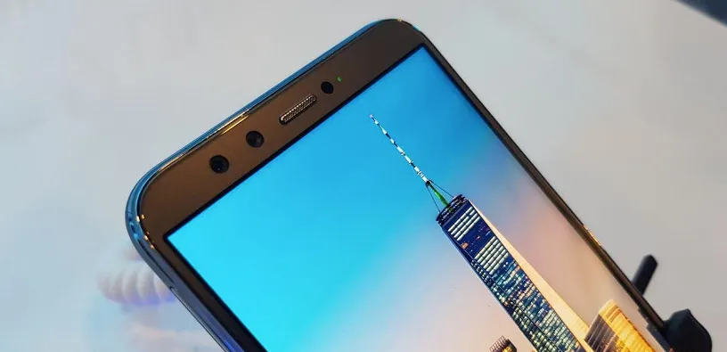 Презентован Honor 9 Lite. Хороший бюджетник с двойной камерой