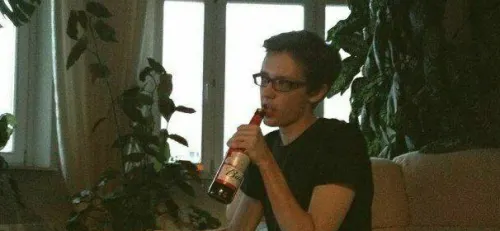 «О, как же она целовалась». Найден личный дневник Артема Исхакова