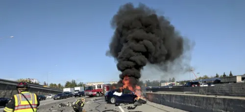 Сгоревший в Tesla мужчина работал в Apple и жаловался на автопилот. Но Tesla было все равно