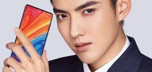 Есть финальные изображения Xiaomi Mi Mix 2S. Но осталась одна тайна