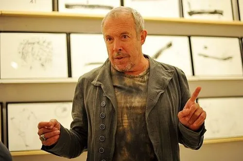 Почему нужно отстать и от Серебрякова, и от Макаревича