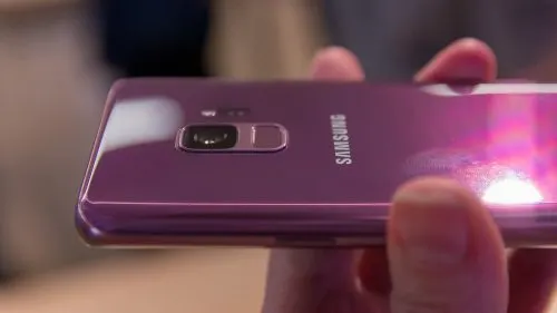 Samsung Galaxy S9 провалился. Но не в России
