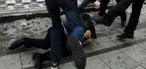 Двач: в Покрове избили подростка-инвалида, но все молчат