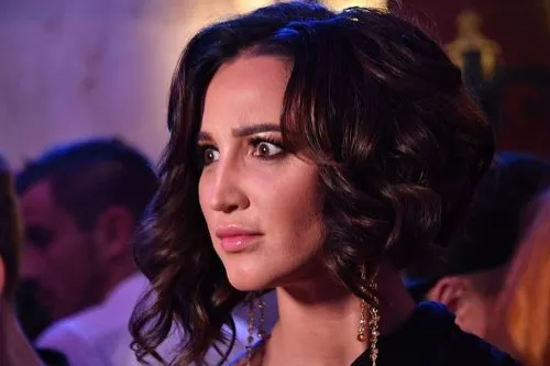 Ольга Бузова запустила криптовалюту BuzCoin на фоне падения биткоина