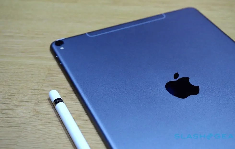 В iPad 2018 запредельный брак. Так говорят русские IT-журналисты