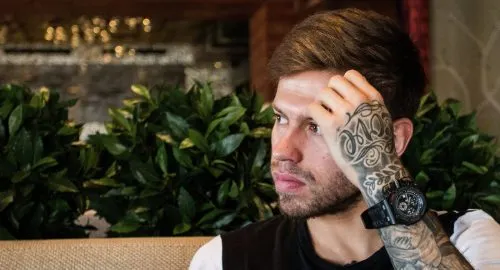 «Вашу маму ****». Федор Смолов обматерил болельщиков, но извинился