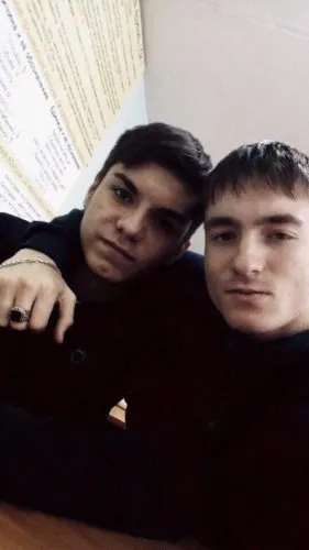 В Стерлитамаке девятиклассник Артем Тагиров порезал ножом одноклассников и поджег школу