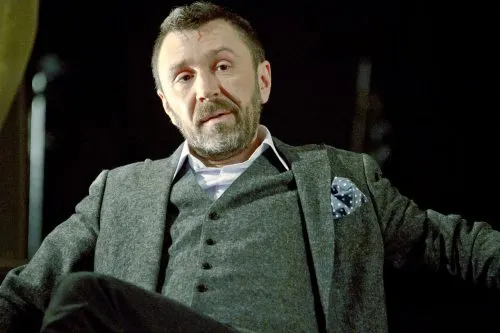 Шнур больше не в «Антихайпе». Почему новый альбом «Ленинграда» никому не нужен