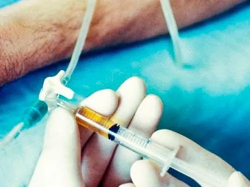 Против эвтаназии выступают только дебилоиды. Но разрешать её в России нельзя