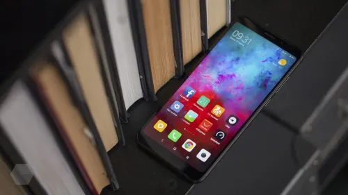 Xiaomi Redmi 5 Plus – главный смартфон в России. И лучший выбор за 10 тысяч