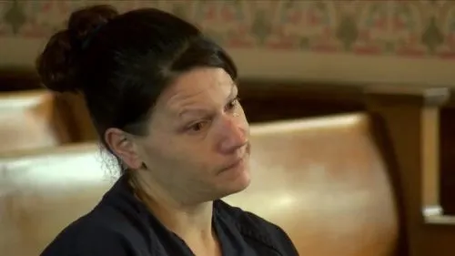 Сумасшедшую американку посадили на 65 лет. Она убила мужа героином, а любовника отправила на шашлык