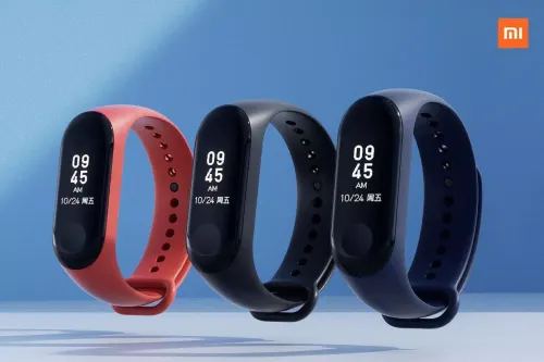 У Xiaomi Mi Band 3 есть водозащита и 20 дней работы. Этого мало – берите Mi Band 2 и не парьтесь
