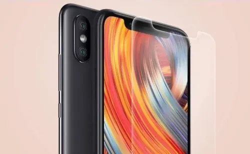 Качественные фото Xiaomi Mi8 – здесь. Он как iPhone X, только страшнее