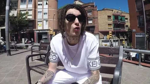 Кизару дал идеальное интервью. После него вам точно не захочется курить траву