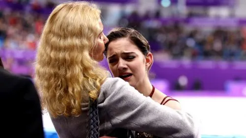 Почему Медведева ушла от Тутберидзе и что будет с Евгенией дальше