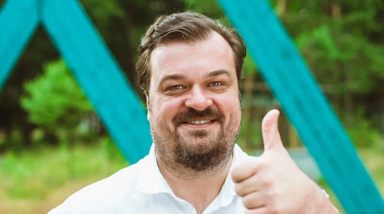 Василий Уткин все-таки будет комментировать ЧМ-2018. Вася отдаст гонорар на благотворительность