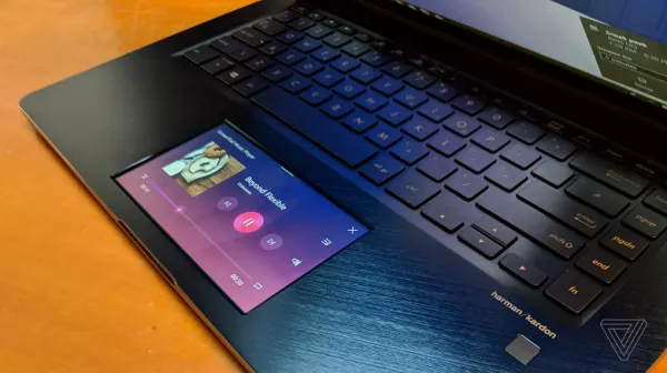 Гаджет дня: ноутбук Asus ZenBook Pro с экраном в тачпаде. Он убьет MacBook Pro с тачбаром