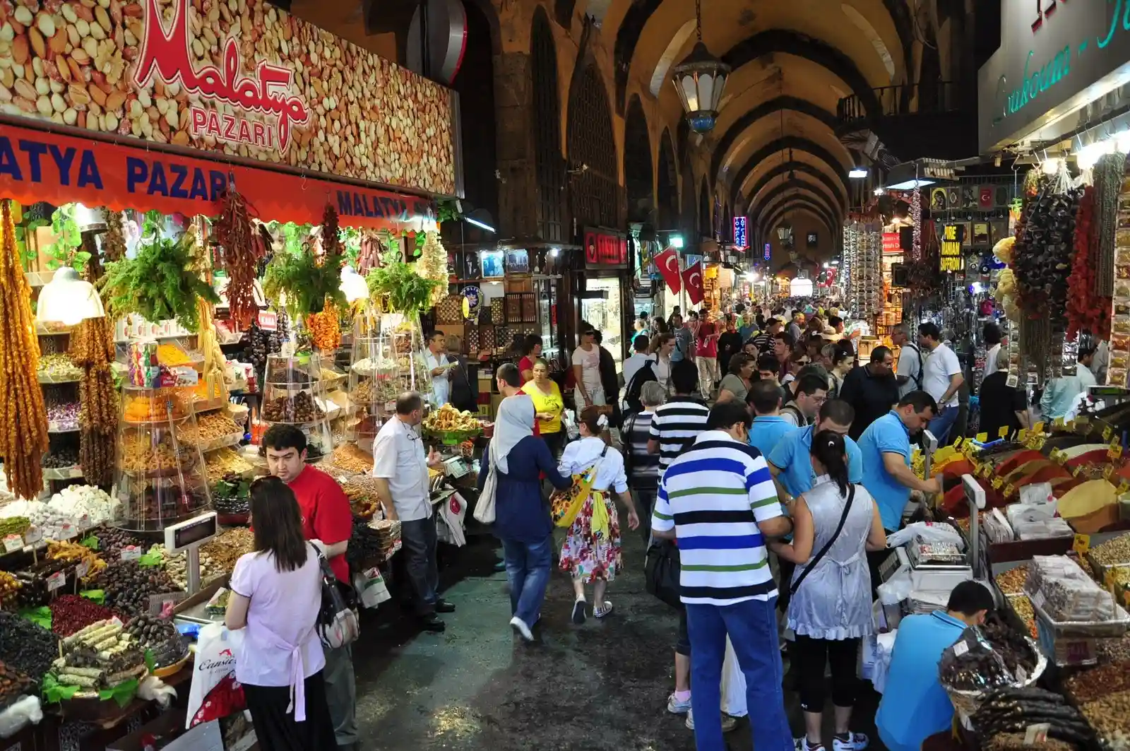 «Как еврей себя не веди. Скинуть не можешь, что ли?» Как нельзя торговаться на Авито