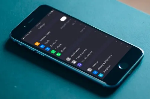 Говорят, темная тема в iOS нужна для экономии заряда. Это правда или чушь?