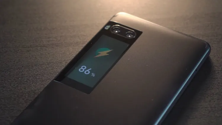 У Meizu всё очень плохо. Посмотрел их смартфоны – слабо, дорого и бесцветно