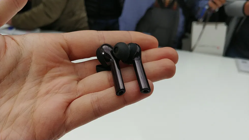 Как дешево купить убийцу AirPods от Huawei за сутки до старта продаж?