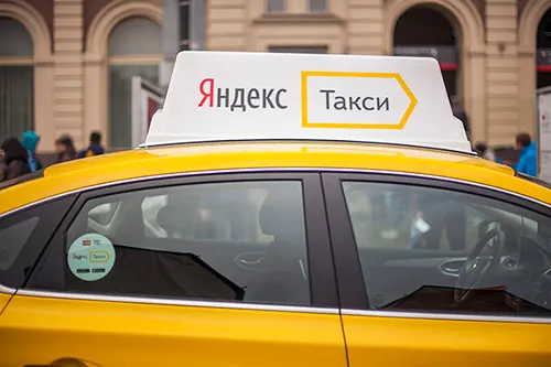 Таксист «Яндекса» спас полисмена от смерти. Копа чуть не закололи ножом