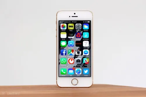 Умер iPhone SE. В чем его величие и гениальность?