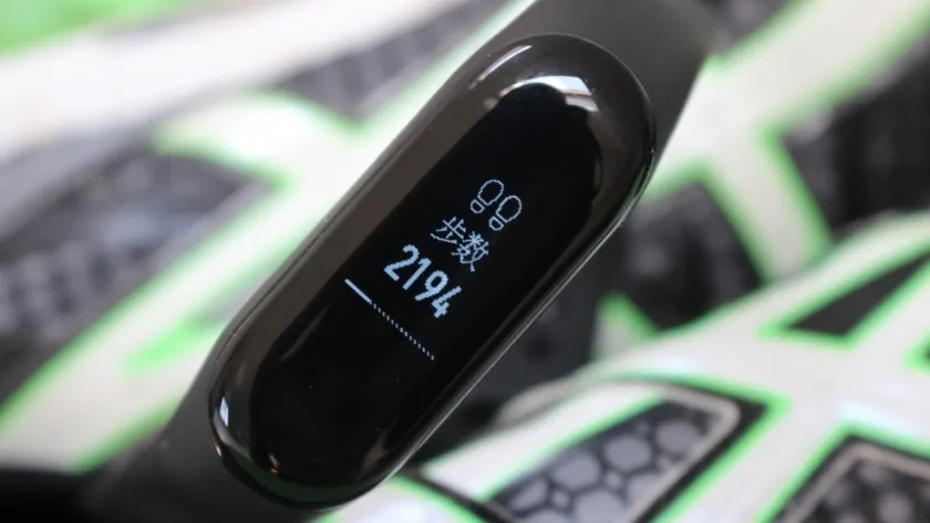 В Xiaomi Mi Band 3 все же добавят NFC. Не поверите, зачем