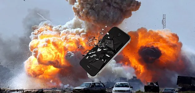 Как же смачно взорвался этот iPhone. Прямо в машине!