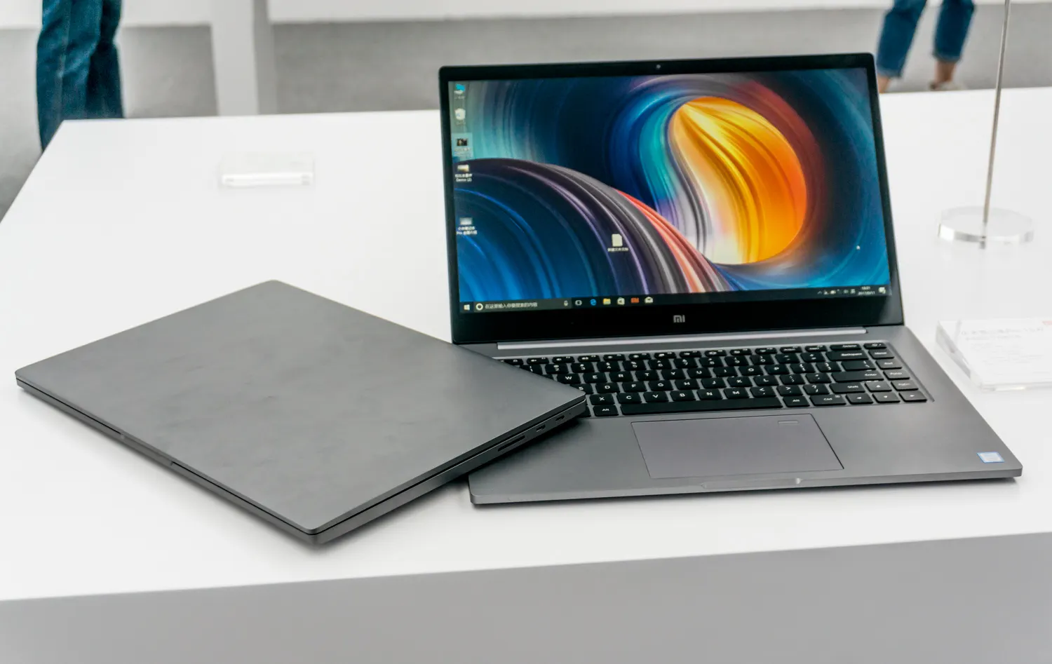 Xiaomi выпустила геймерский лэптоп Mi Notebook Pro 2. Он очень мощный и уродливый