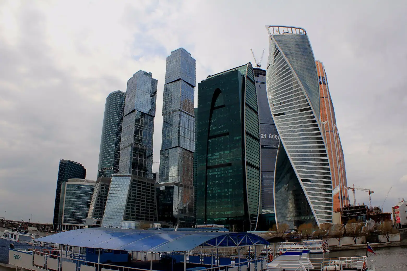 «Дудь снимает апартаменты в Москва-Сити». Отар Кушанашвили – о бывшем коллеге