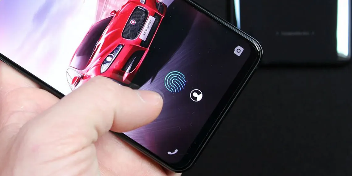 Покупать OnePlus 6 уже не надо. OnePlus 6T покажут в октябре