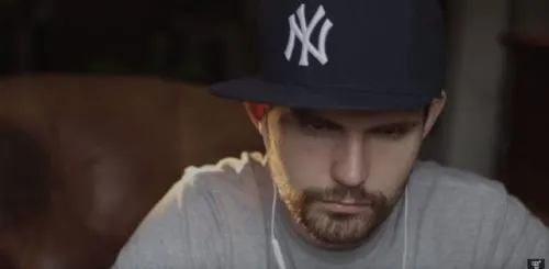 Слезы Noize MC, тугой Басков и деградация перед зеркалом. Главные видосы недели